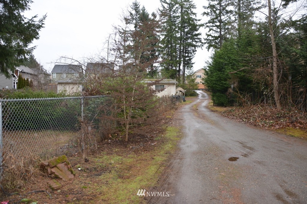 24021 Witte Road Southeast Maple Valley, WA 98038 - Photo 9 of 23