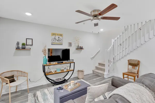 $165,000 | 900 Mountain Creek Road, Unit M166, Chattanooga, TN 37405