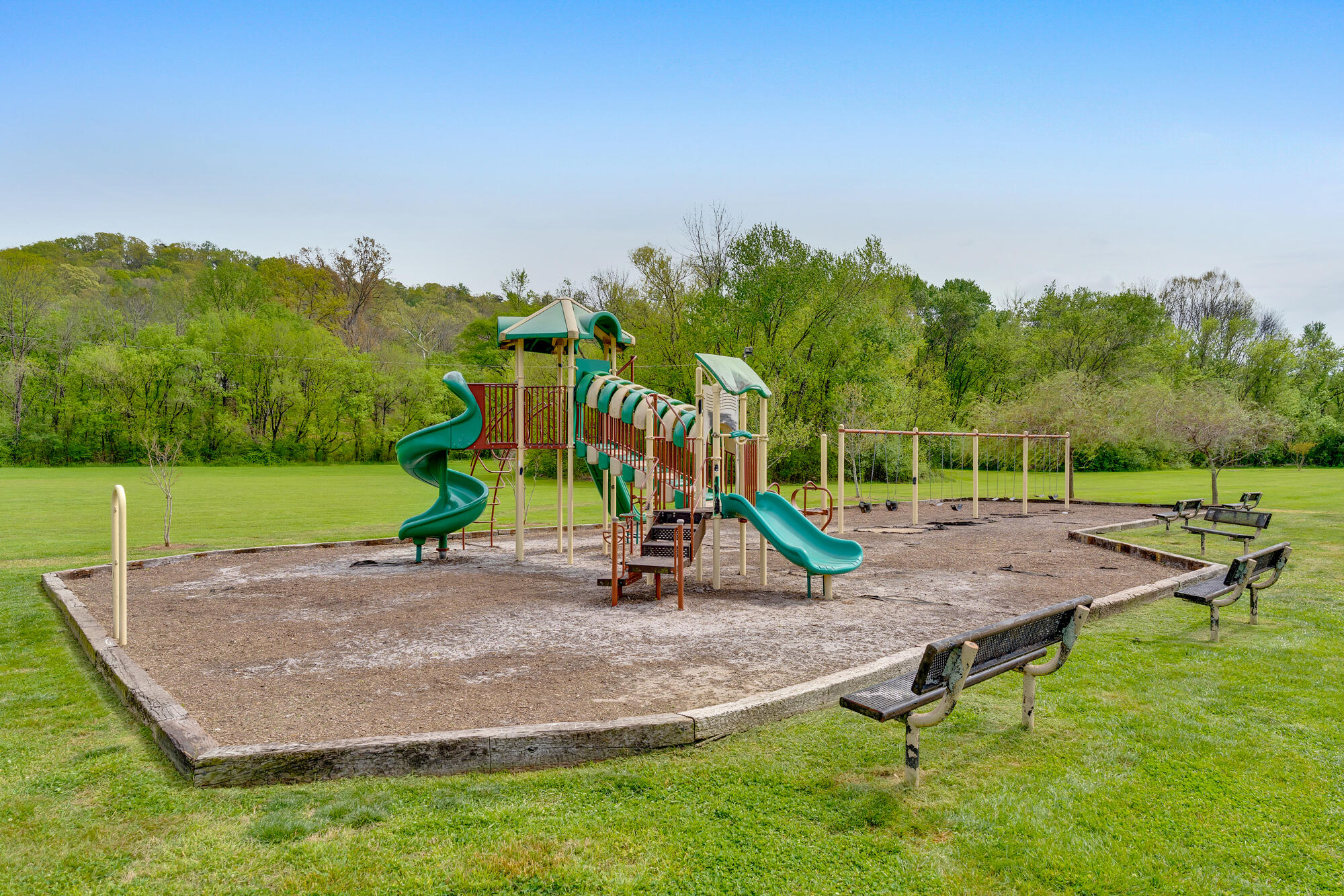 900 Mountain Creek Road, Unit M166 Chattanooga, TN 37405 - Photo 23 of 30 900-Mtn-Creek-Rd-M166-MLS-Photos-23