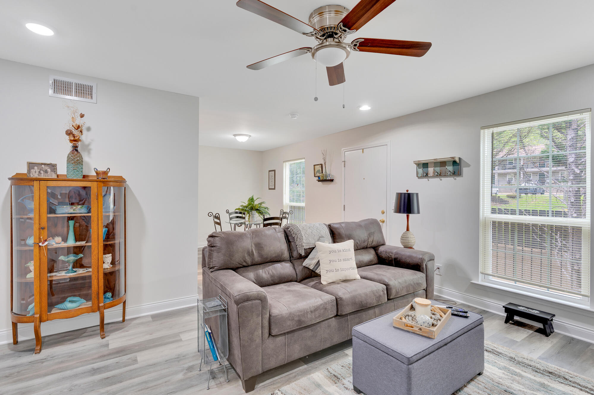 900 Mountain Creek Road, Unit M166 Chattanooga, TN 37405 - Photo 3 of 30 900-Mtn-Creek-Rd-M166-MLS-Photos-3