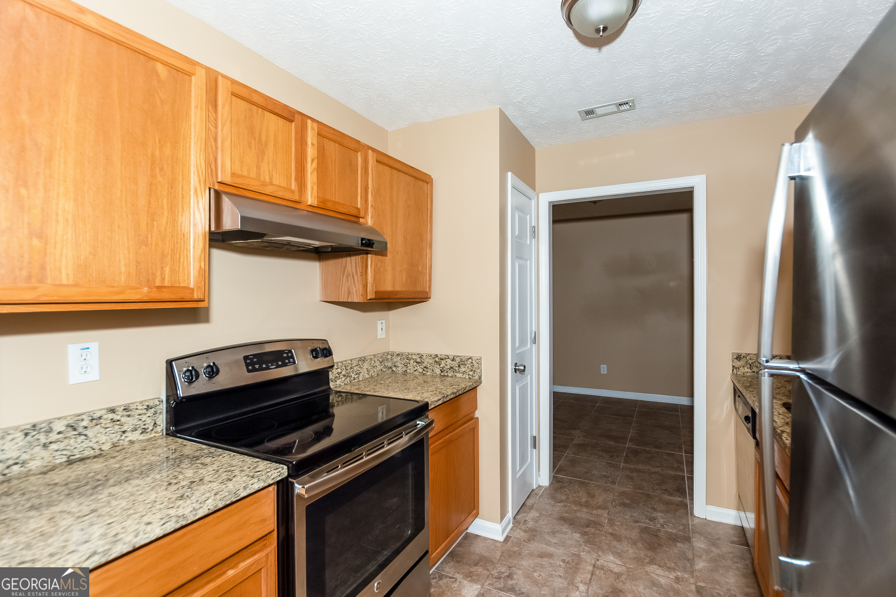 159 Livingston Lane Covington, GA 30016 - Photo 5 of 17