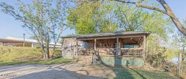 $115,000 | 304 Levee Street, Jonesville, LA 71343