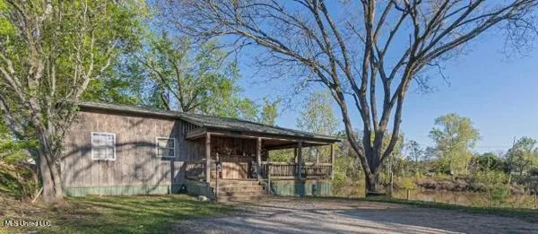 $115,000 | 304 Levee Street, Jonesville, LA 71343