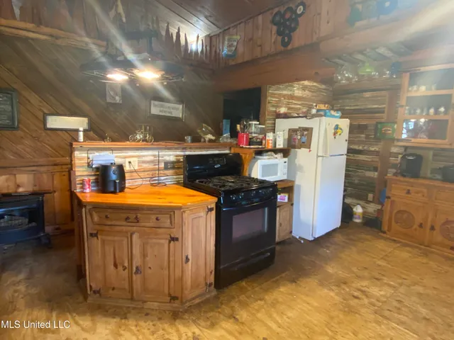 $115,000 | 304 Levee Street, Jonesville, LA 71343