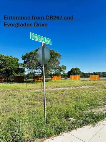 a view of a outdoor space