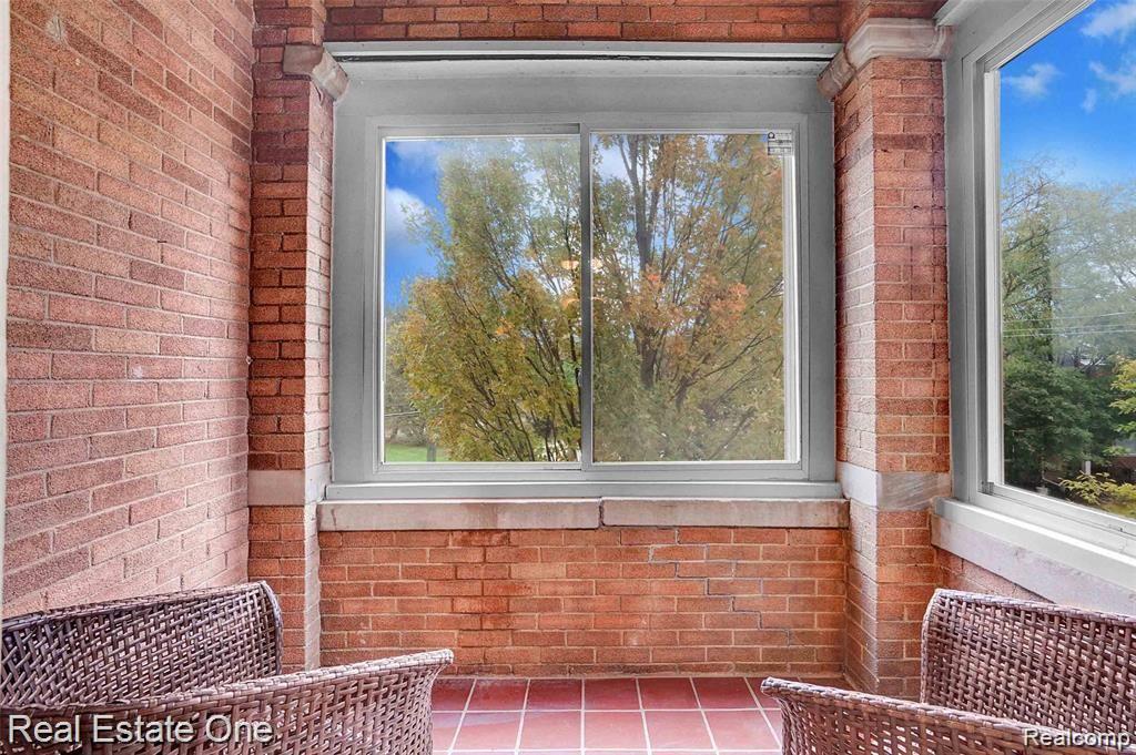 327 Southfield Road, Unit 2BN Birmingham, MI 48009 - Photo 17 of 28 DSC03840.jpg
