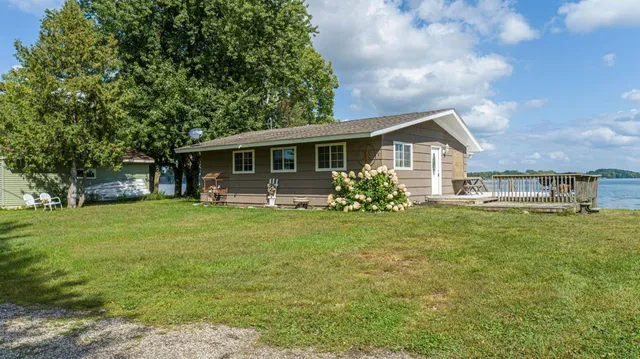 $425,000 | 49279 Sportsmans Lane, Waterville, MN 56096