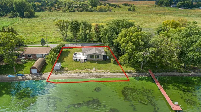$425,000 | 49279 Sportsmans Lane, Waterville, MN 56096
