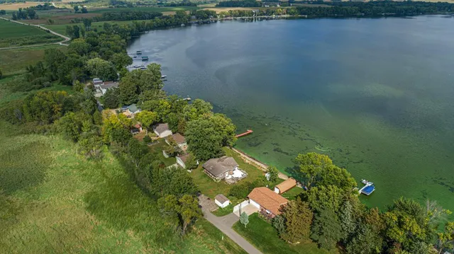 $425,000 | 49279 Sportsmans Lane, Waterville, MN 56096