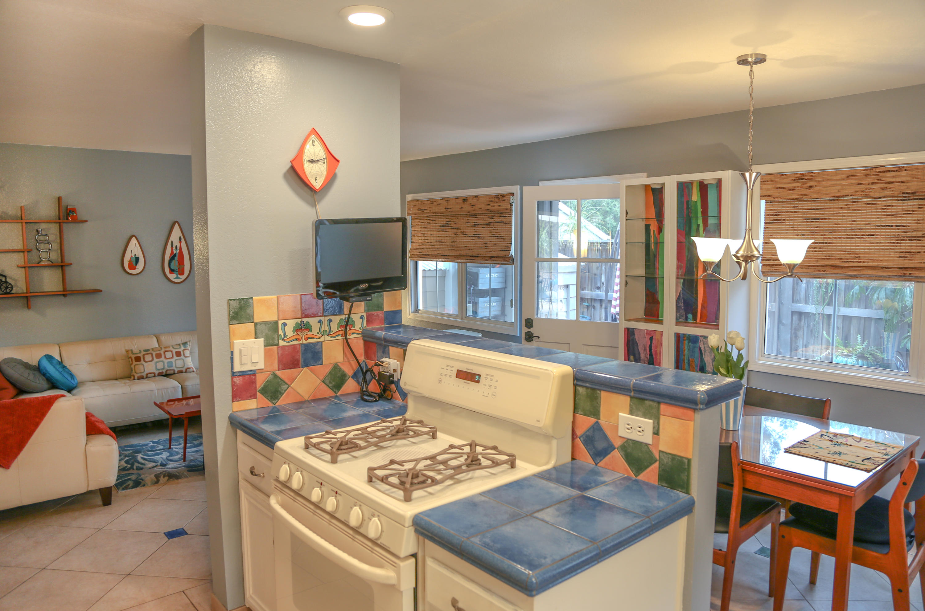 432 Via Rosa, Unit A Santa Barbara, CA 93110 - Photo 3 of 13 IMG_0884_edit