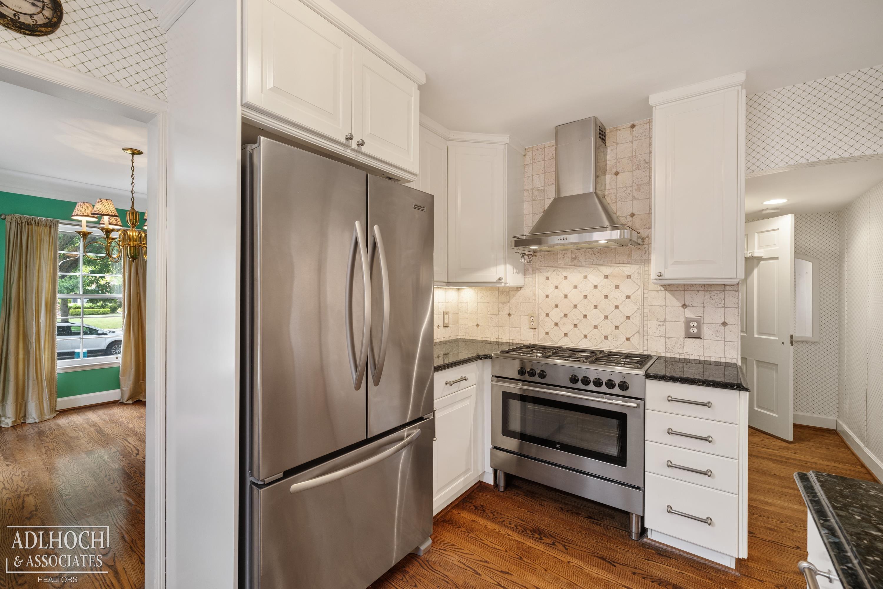 861 Lincoln Road Grosse Pointe, MI 48230 - Photo 15 of 53 Gallery Image 15
