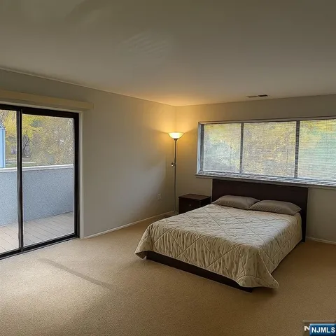 $439,900 | 2210 Hilltop Road, Mahwah, NJ 07430