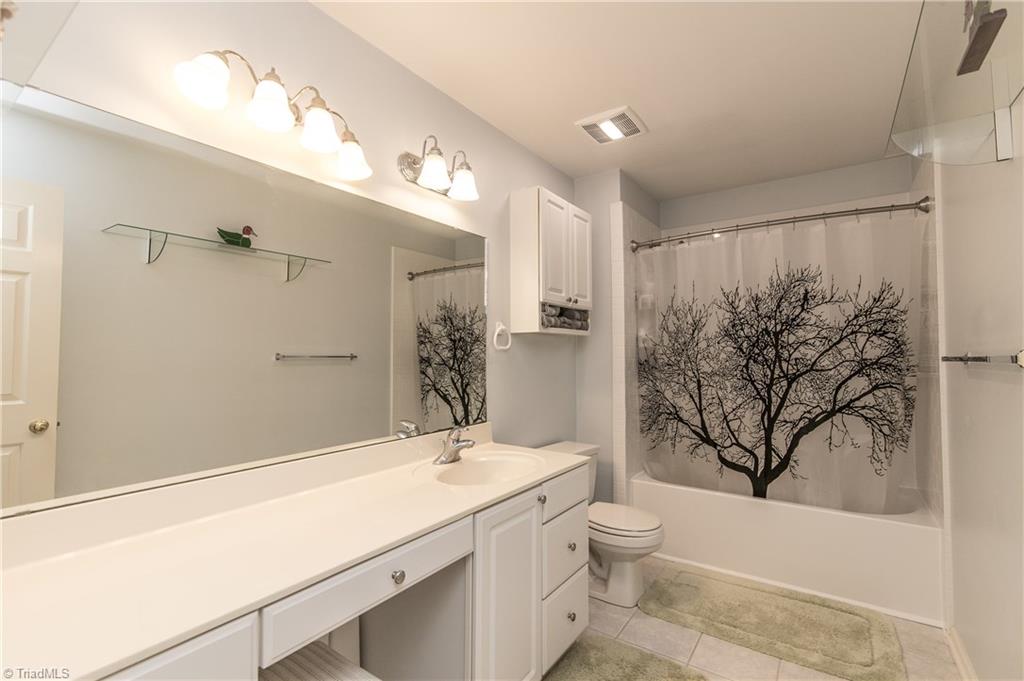 1443 Talbot Road Pleasant Garden, NC 27313 - Photo 17 of 29 Master Bathroom