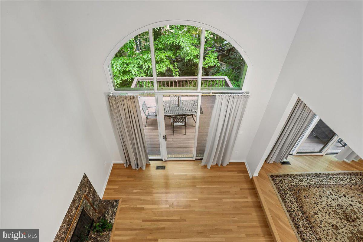6113 Goldtree Way Bethesda, MD 20817 - Photo 35 of 75
