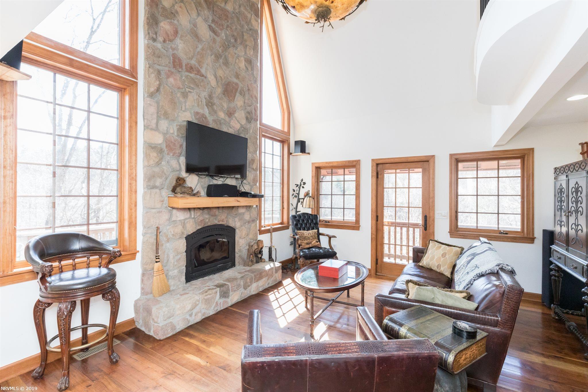 672 Marian Road Dugspur, VA 24325 - Photo 7 of 87 Gallery Image 7