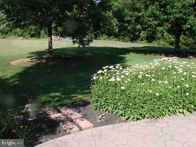 237 Richland Road Carlisle, PA 17015 - Photo 15 of 20 Gallery Image 15