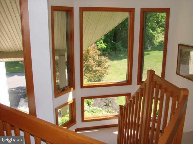 237 Richland Road Carlisle, PA 17015 - Photo 8 of 20 Gallery Image 8