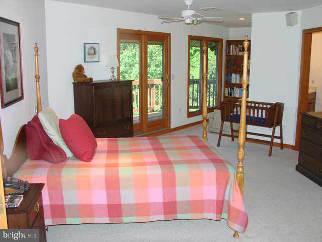 237 Richland Road Carlisle, PA 17015 - Photo 10 of 20 Gallery Image 10