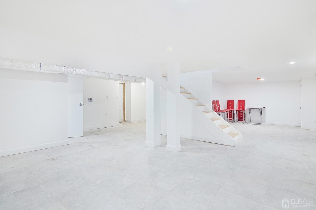 630 Scotland Road Orange, NJ 07050 - Photo 21 of 22 Gallery Image 21