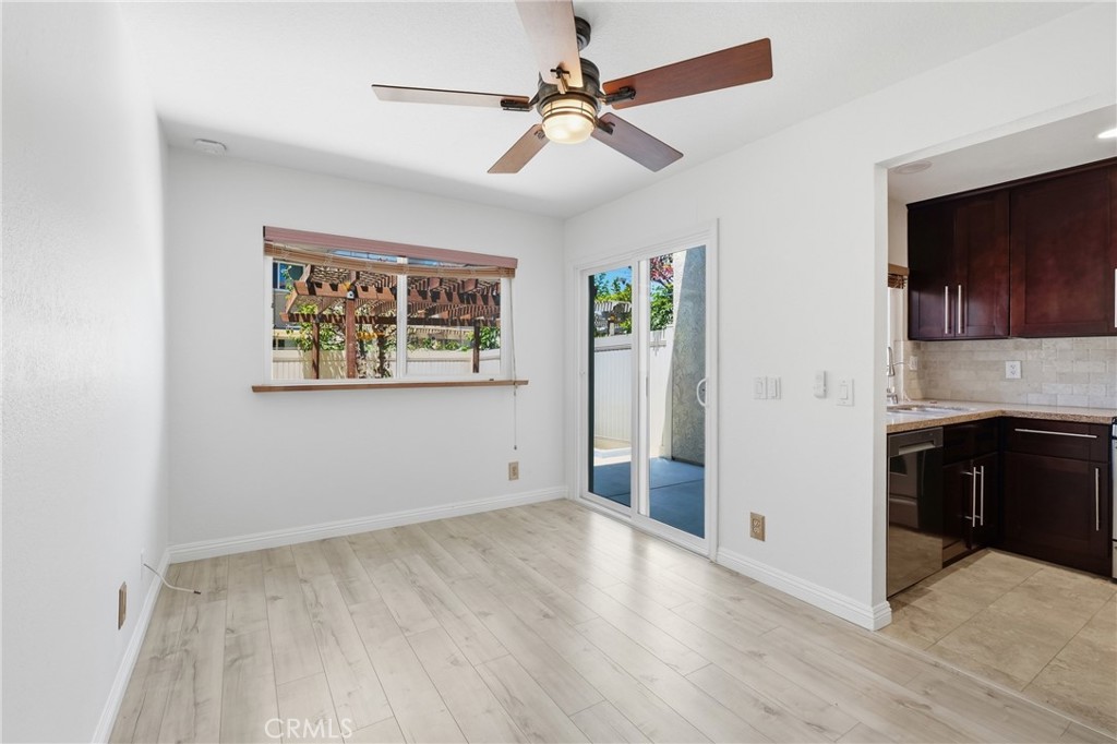 54 Oval Road Irvine, CA 92604 - Photo 10 of 28 Dining room