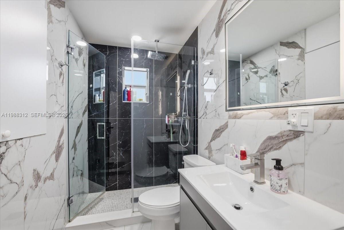 3140 Northwest 97th Street Miami, FL 33147 - Photo 15 of 37