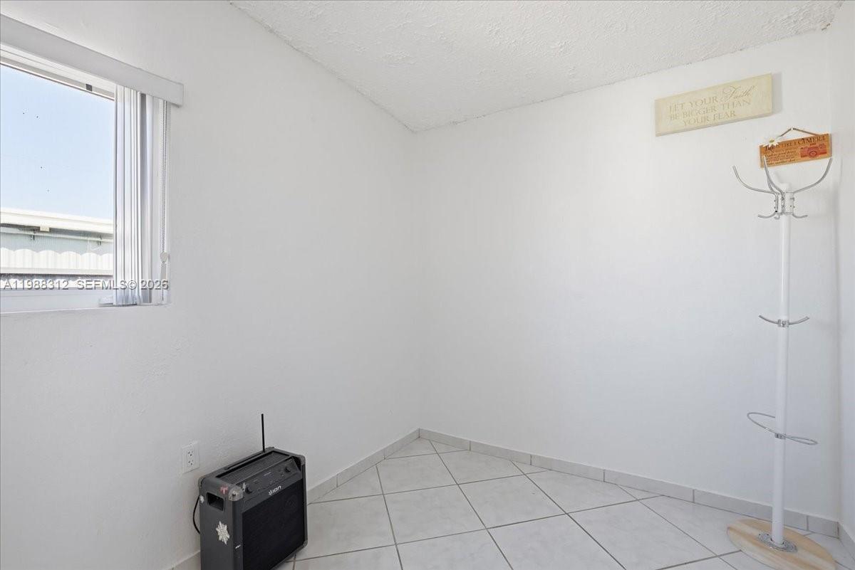 3140 Northwest 97th Street Miami, FL 33147 - Photo 18 of 37