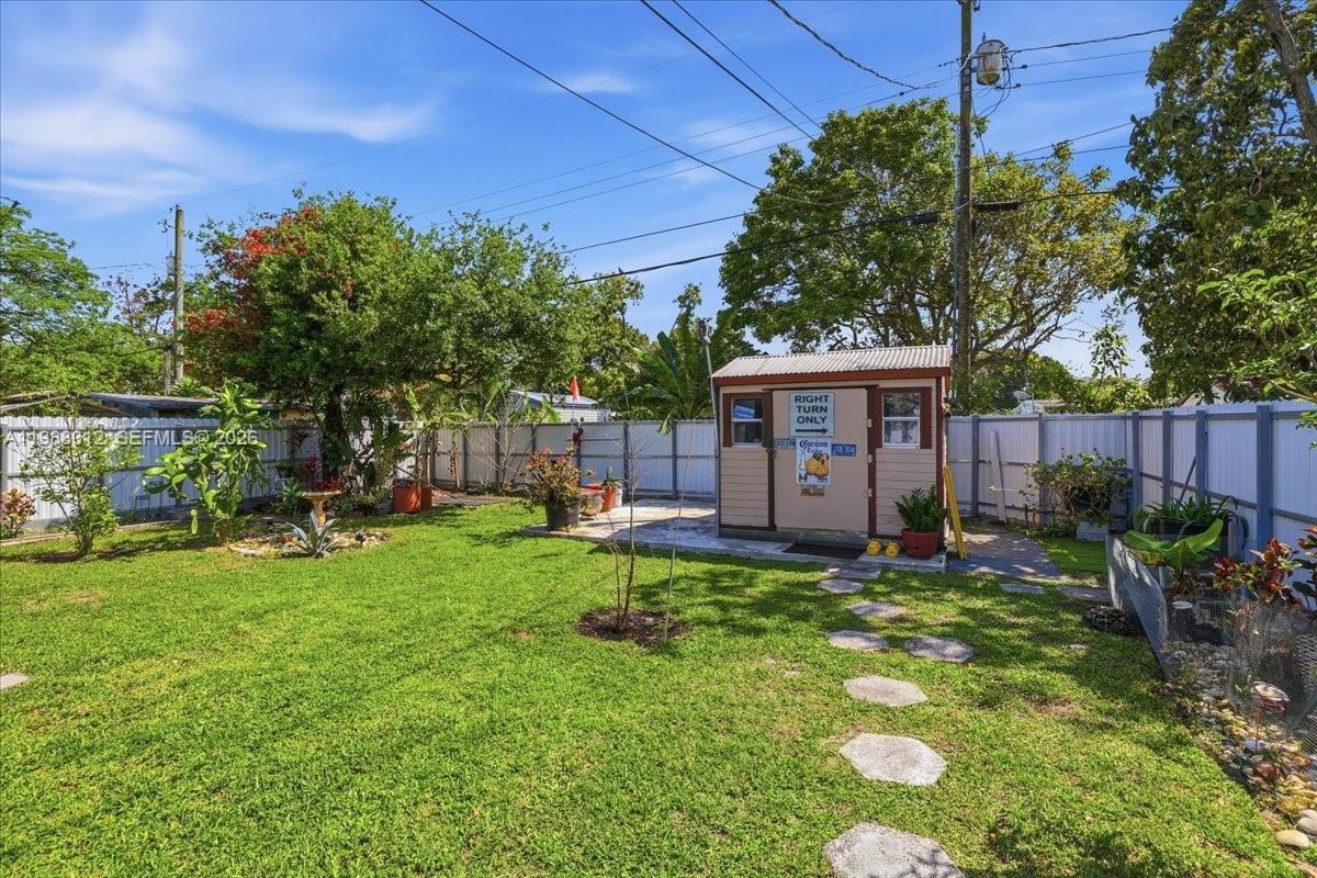 3140 Northwest 97th Street Miami, FL 33147 - Photo 24 of 37