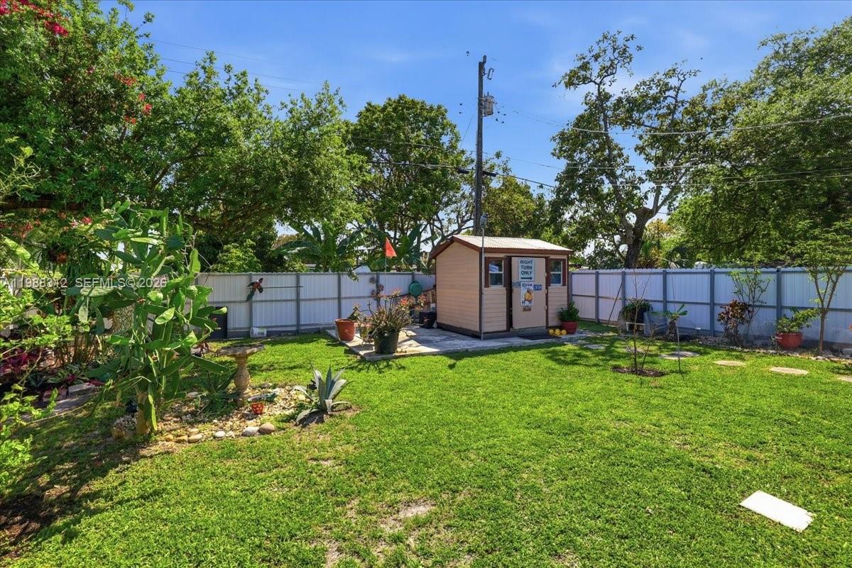 3140 Northwest 97th Street Miami, FL 33147 - Photo 25 of 37