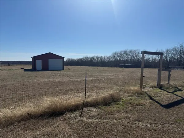 $2,500 | 1544 Enloe Road, Howe, TX 75459