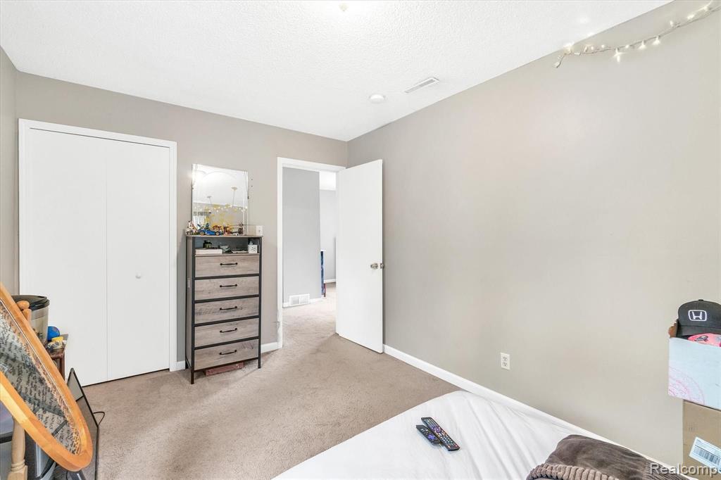 4715 Eagle Road Highland, MI 48356 - Photo 28 of 35