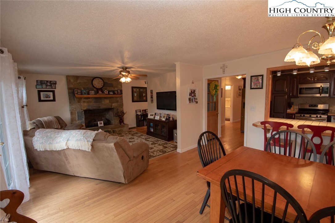 371 Roby Poe Road Crumpler, NC 28617 - Photo 12 of 50 Gallery Image 12