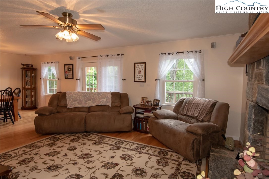 371 Roby Poe Road Crumpler, NC 28617 - Photo 13 of 50 Gallery Image 13