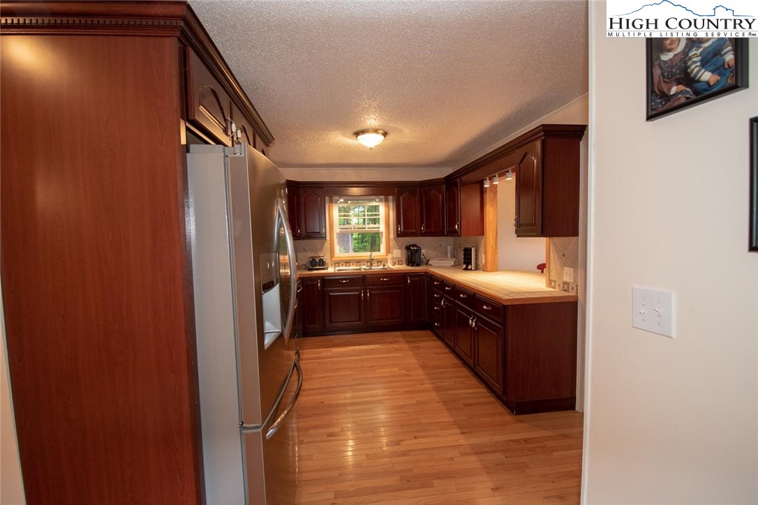371 Roby Poe Road Crumpler, NC 28617 - Photo 19 of 50 Gallery Image 19