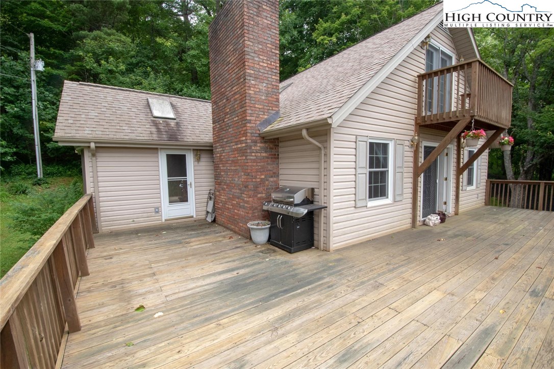 371 Roby Poe Road Crumpler, NC 28617 - Photo 6 of 50 Gallery Image 6