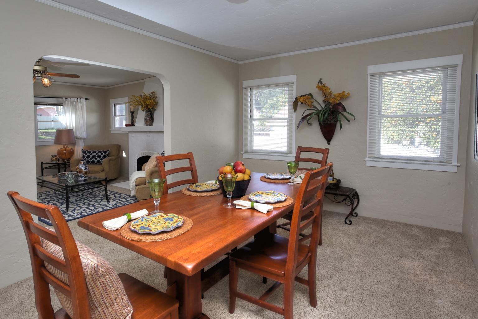1628 Hillside Road Santa Barbara, CA 93101 - Photo 4 of 15 Dining Room