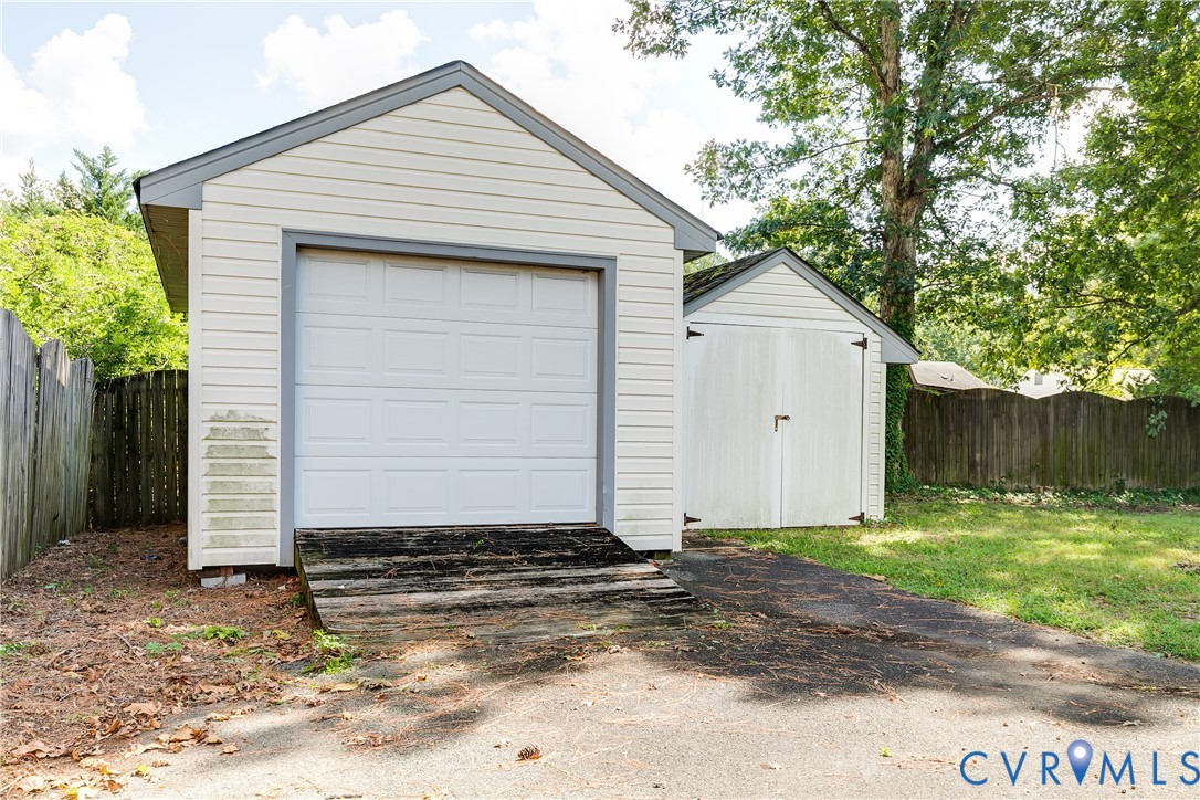 1531 Robindale Road Richmond, VA 23235 - Photo 38 of 41 Gallery Image 38