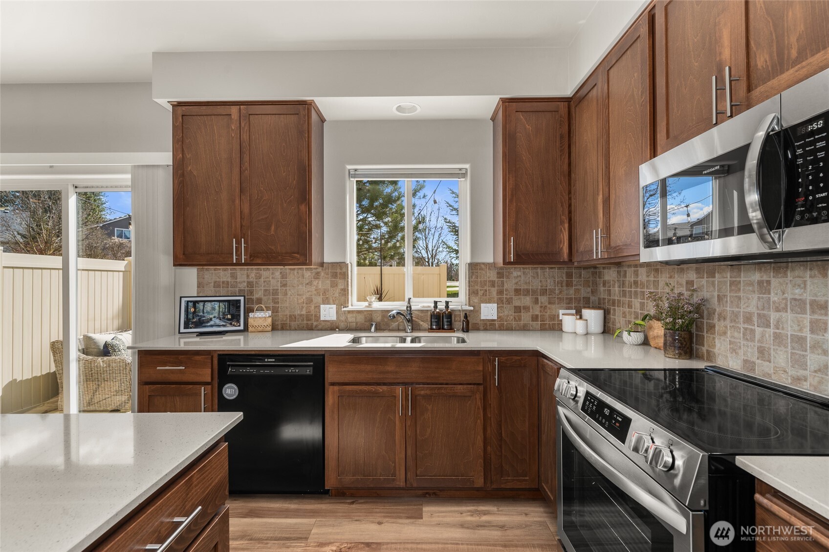 8901 North Barnes Road Spokane, WA 99208 - Photo 6 of 27 Gallery Image 6