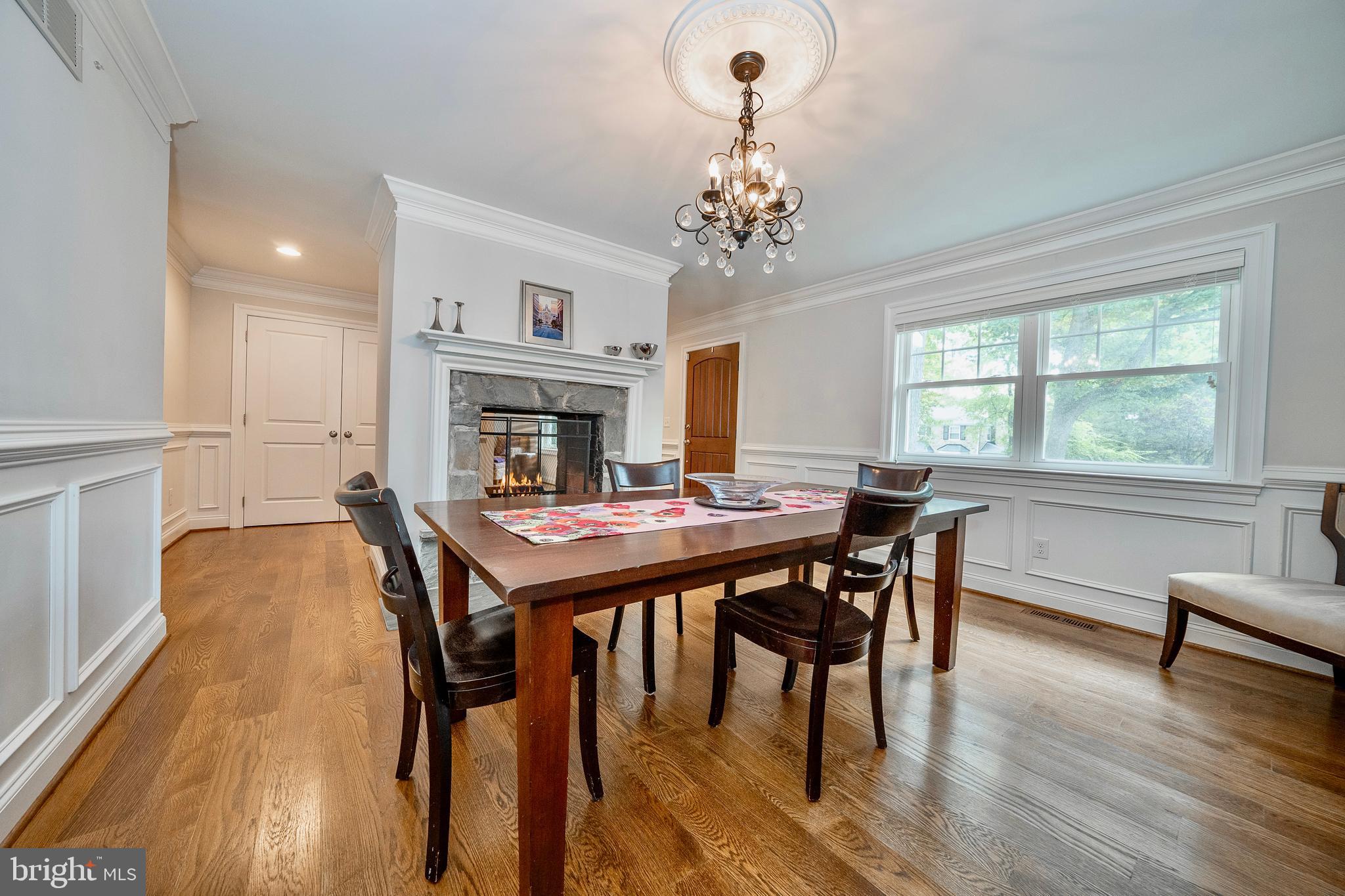 39 Crestline Road Wayne, PA 19087 - Photo 4 of 53