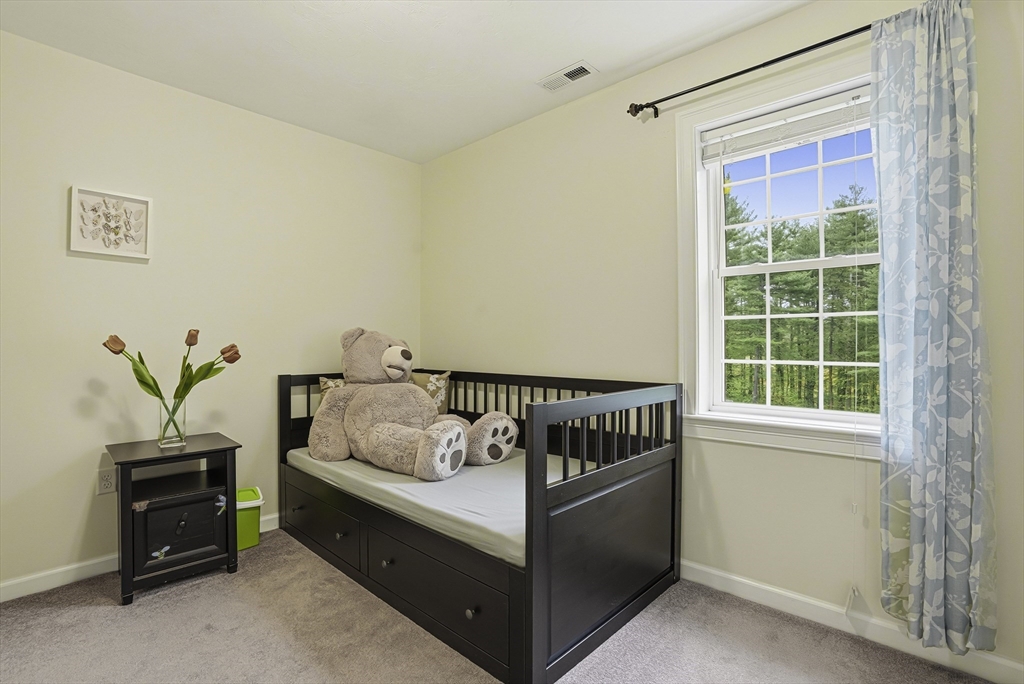 378 Moon Hill Road Northbridge, MA 01534 - Photo 25 of 38