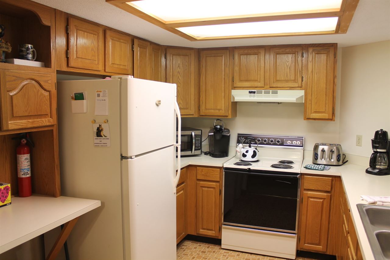 57 West Branch Road, Unit 3 Lincoln, NH 03251 - Photo 4 of 33