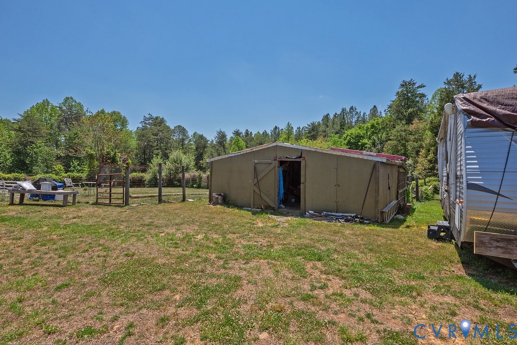 4336 Hells Bend Road Palmyra, VA 22963 - Photo 27 of 35 Outbuilding structure featuring a single door open