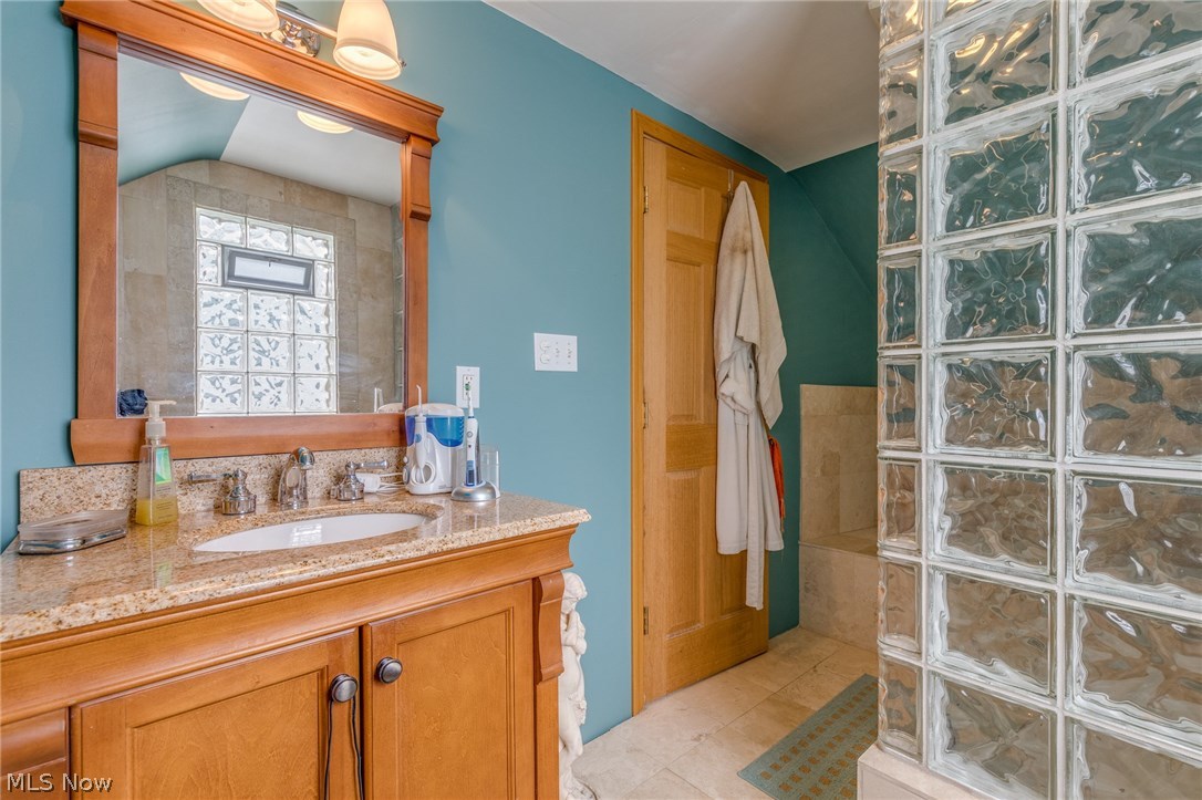 4102 Wyncote Road South Euclid, OH 44121 - Photo 22 of 28