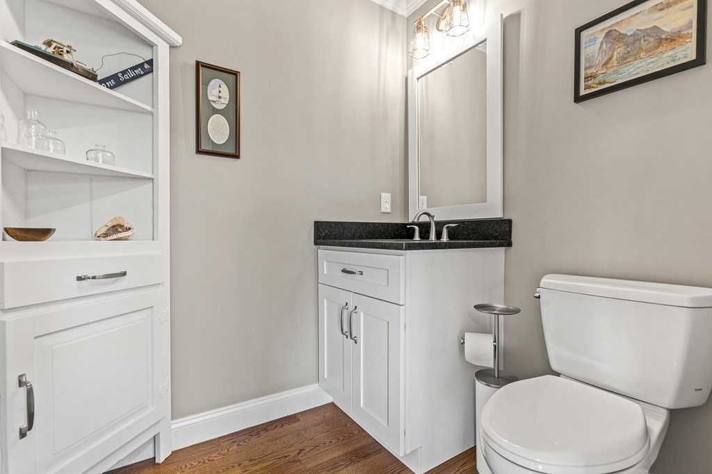 147 Middle Road Southborough, MA 01772 - Photo 16 of 42 Gallery Image 16