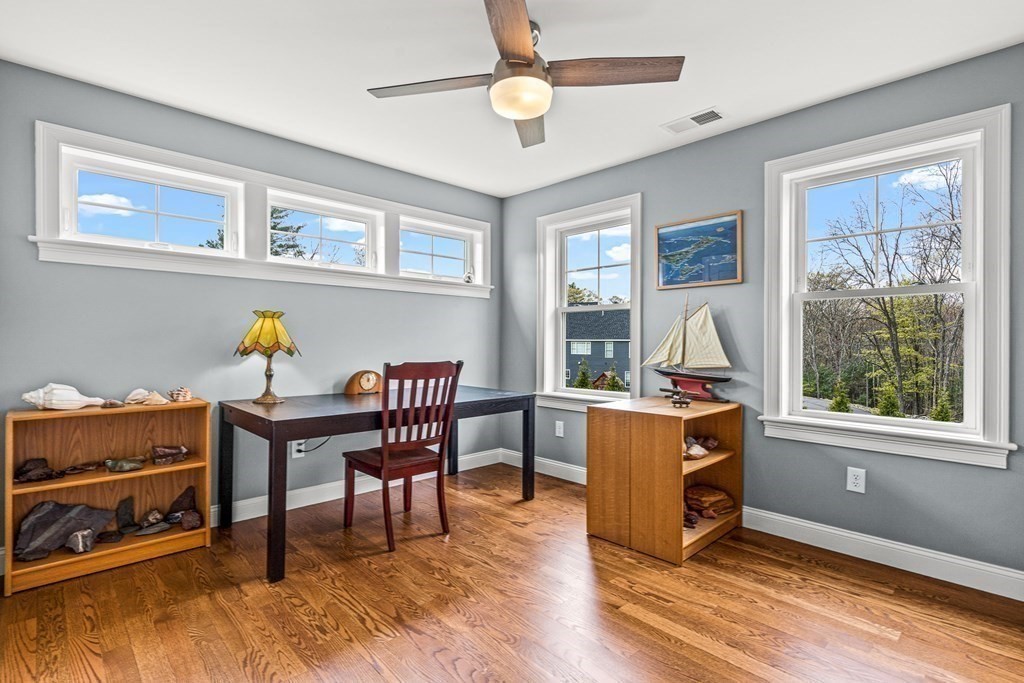 147 Middle Road Southborough, MA 01772 - Photo 33 of 42 Gallery Image 33