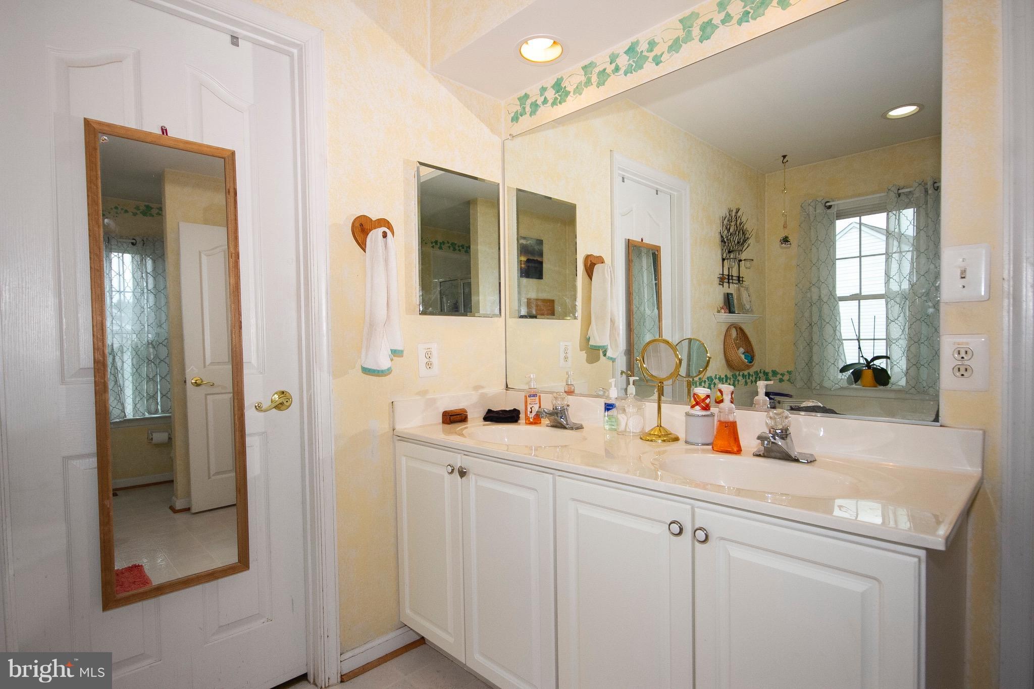 1941 Castle Road Forest Hill, MD 21050 - Photo 14 of 30 Bath (Master)