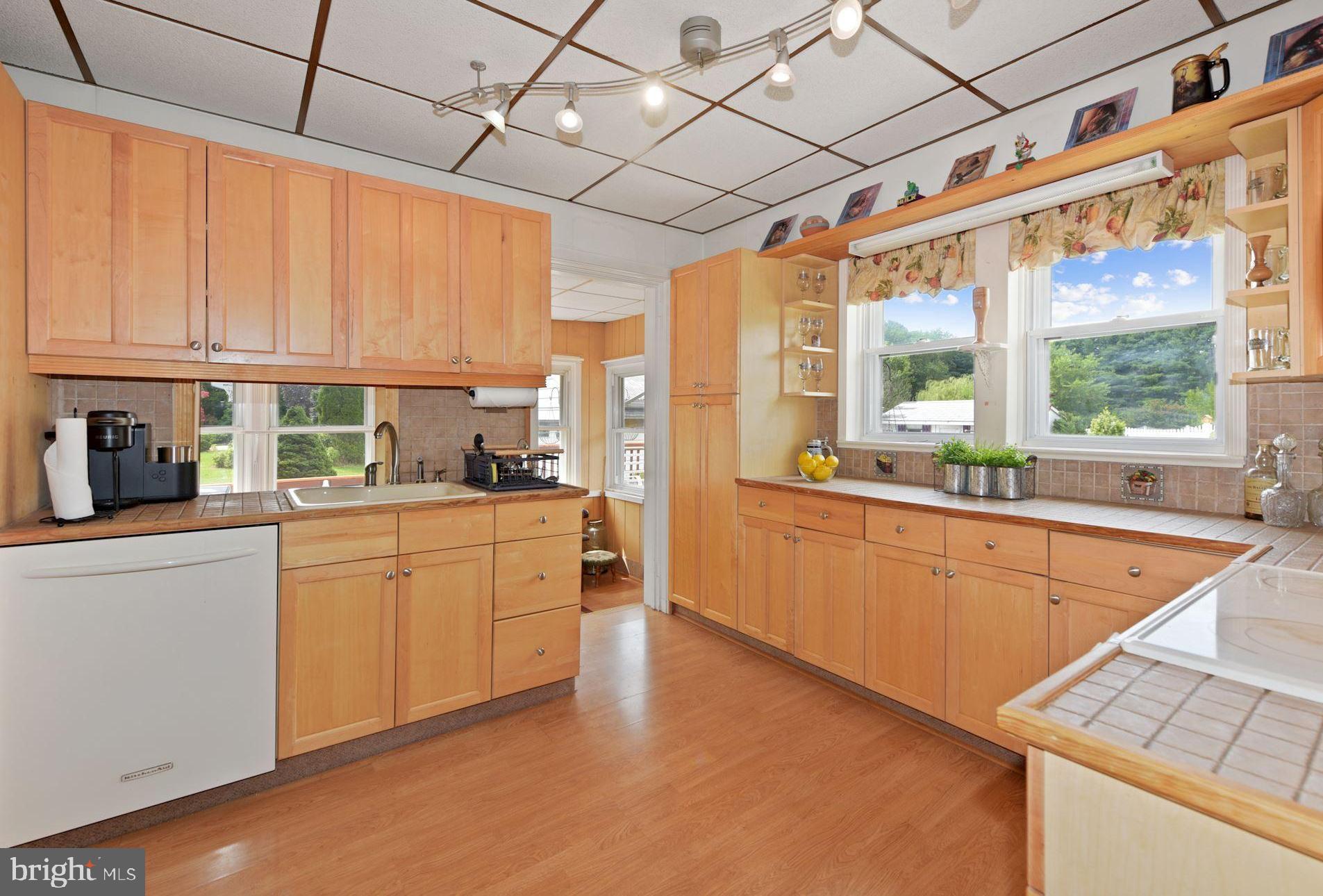 601 Mt Laurel Road Mount Laurel, NJ 08054 - Photo 6 of 29