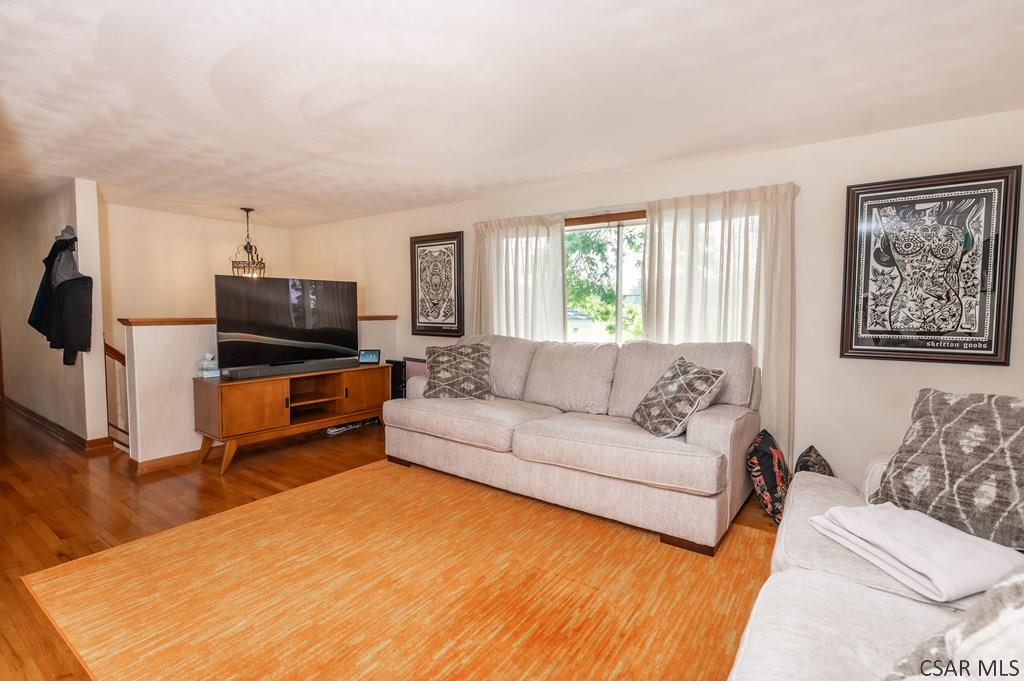 916 Seanor Road Windber, PA 15963 - Photo 4 of 30 Gallery Image 4