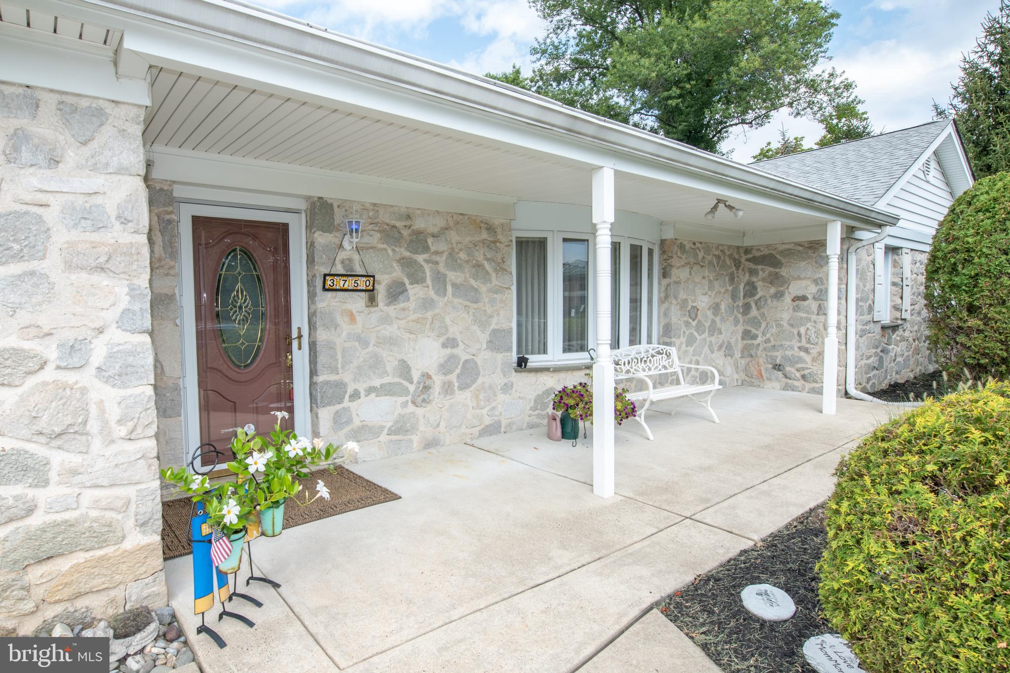 3750 Pine Road Huntingdon Valley, PA 19006 - Photo 5 of 40 Gallery Image 5