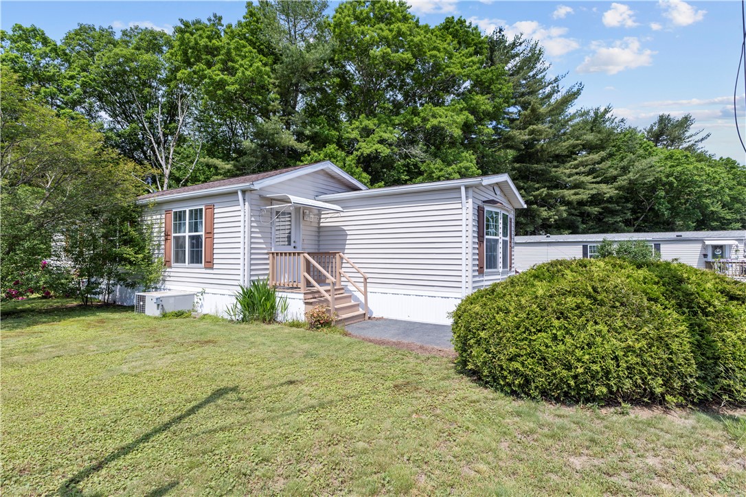 33 Lane F Coventry, RI 02816 - Photo 3 of 32 Gallery Image 3