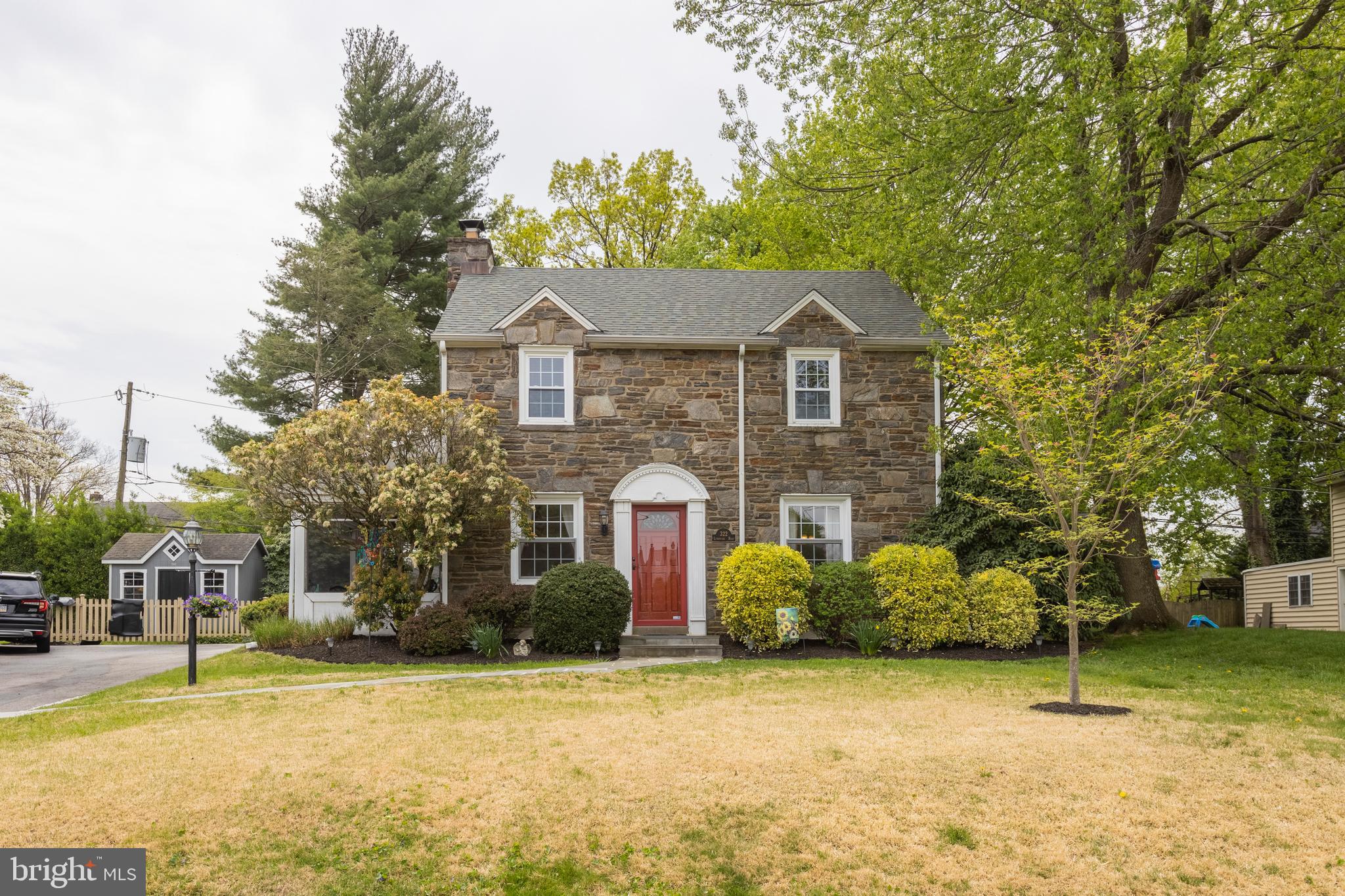 322 Lynbrooke Road Springfield, PA 19064 - Photo 2 of 24